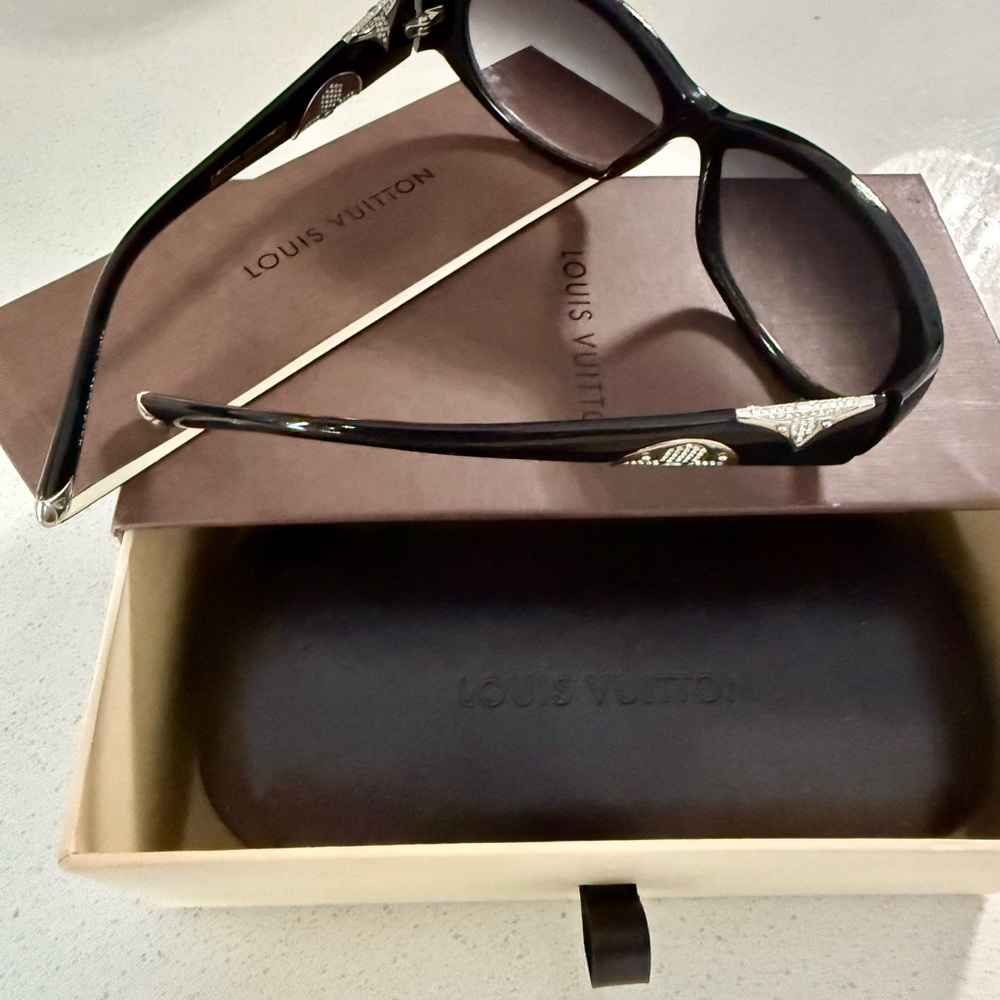 Louis Vuitton Black Sunglasses with Silver Accents